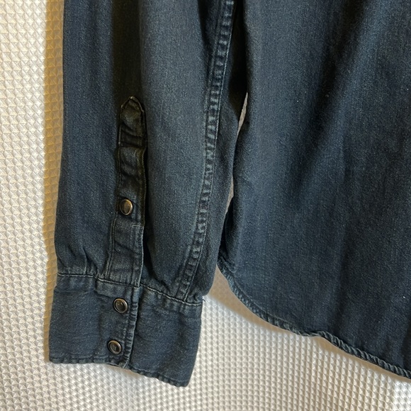 Gap Slim Fit Denim Shirt (Men’s) - Picture 5 of 6